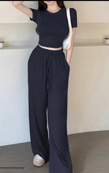 Ensemble T-shirt et Pantalon Femme