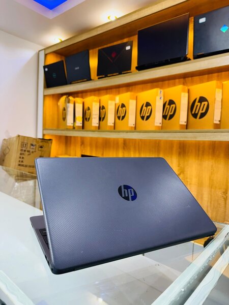 HP 255 G8  AMD RYZEN 5