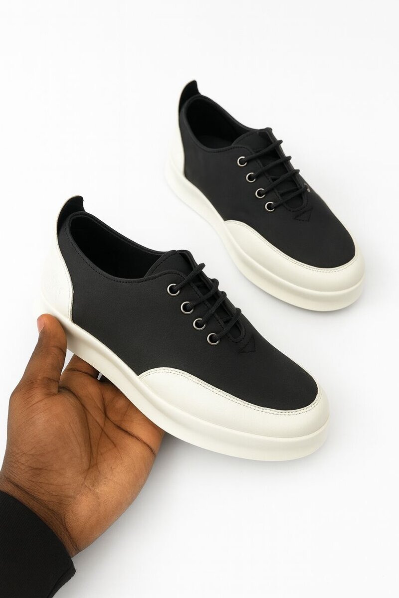 Chaussures Noires Style Minimaliste