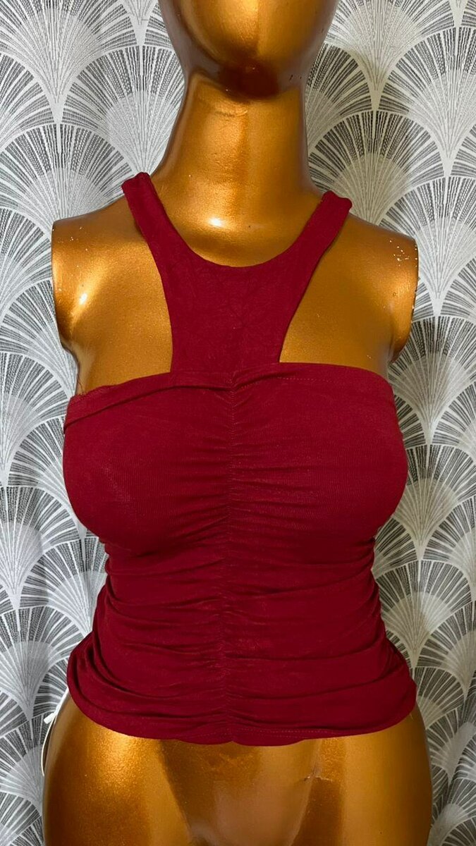 Cop rouge sans manche