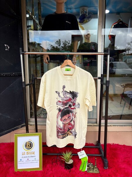 T-shirt à imprimé graphique unique