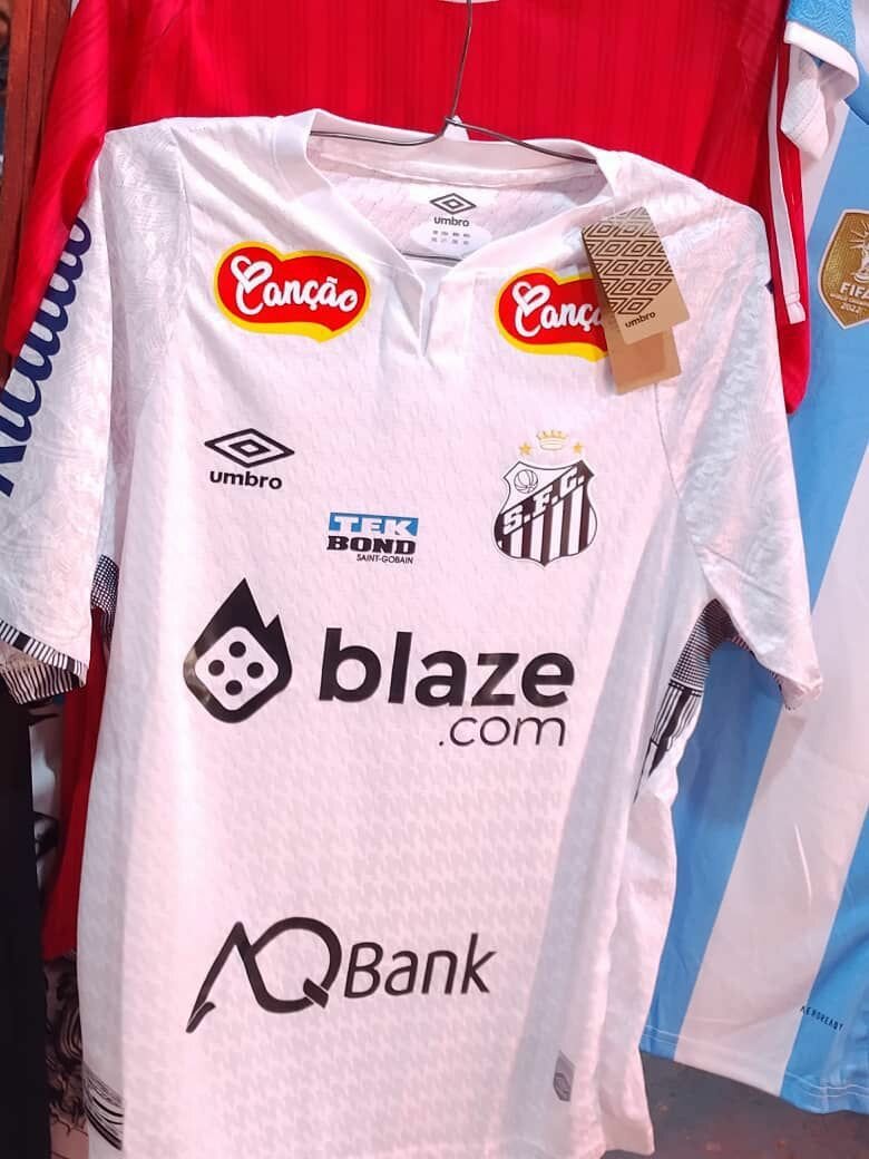 Maillots de football Puma