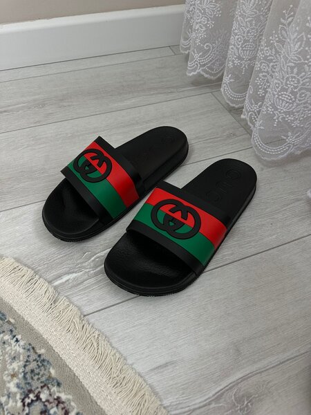 Тапочки новые размер 39-40