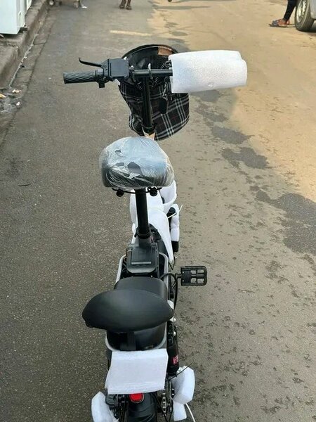 Vélo électrique pliable urbain