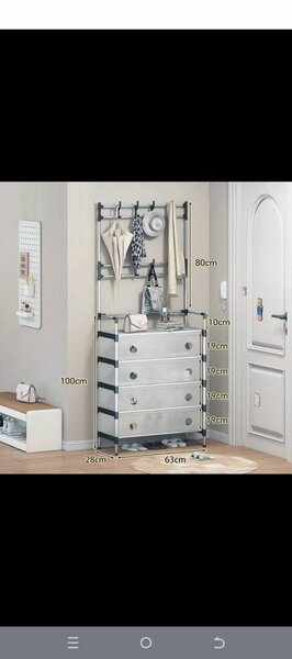 Portemanteau avec tiroirs pratiques