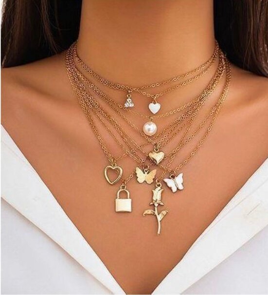 Collier multifonction or élégance