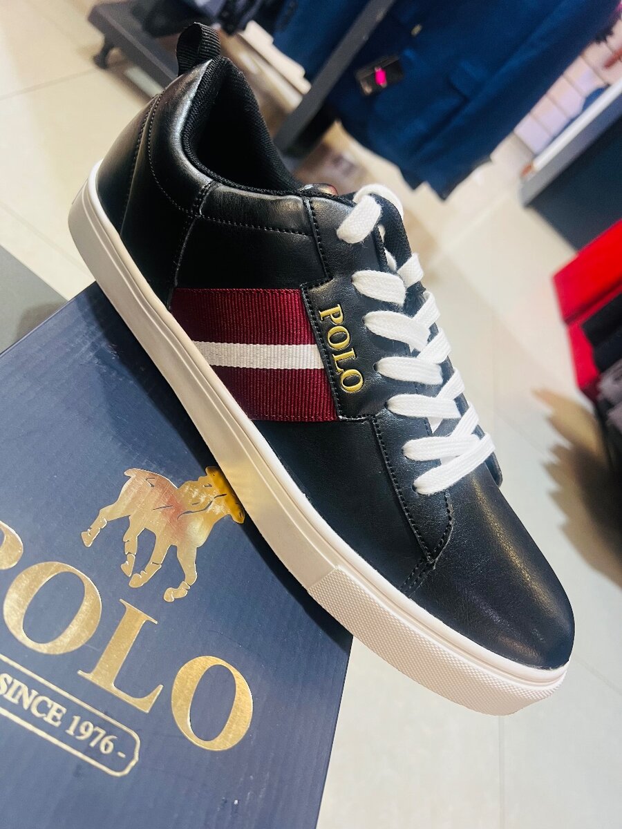 Polo sneakers