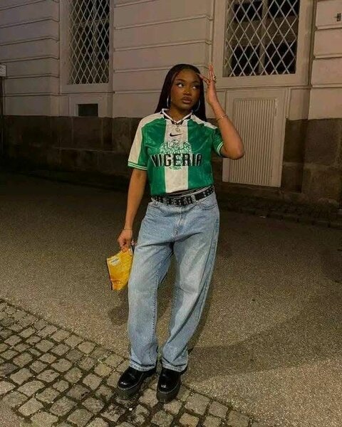 T-shirt Nigeria ample