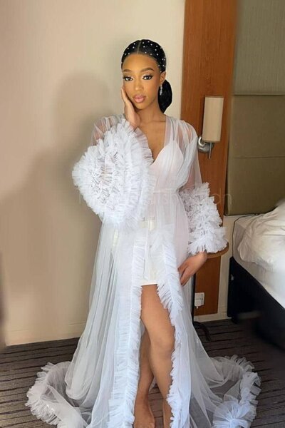 Élégant Peignoir Transparent