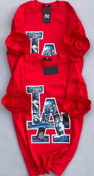 T-shirt rouge graphique LA