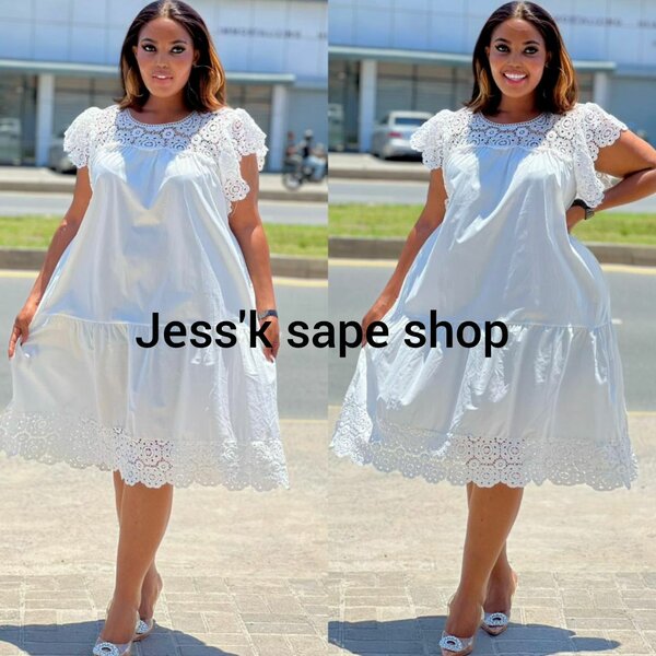 Robe blanche dentelle élégante