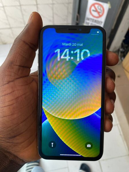 IPHONE X