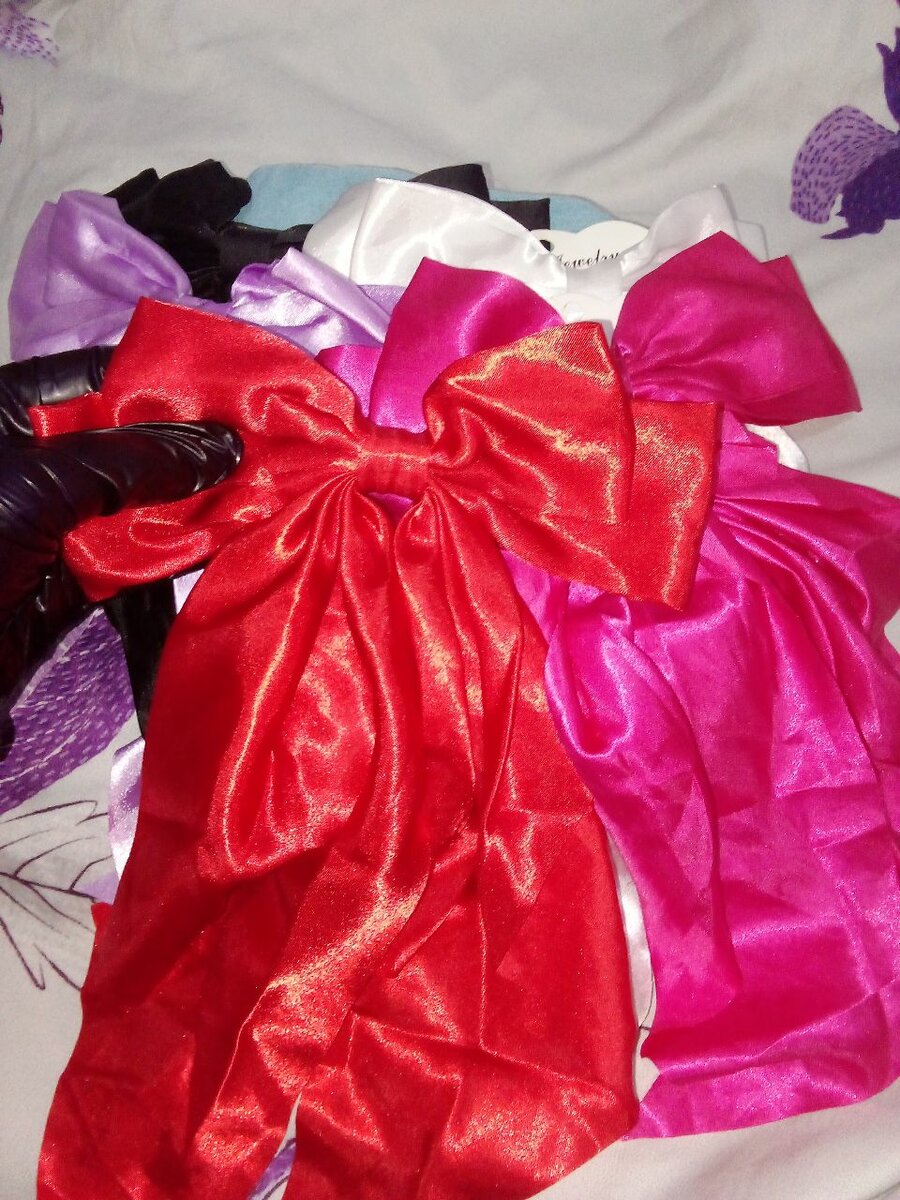 Noeud décoratif en satin