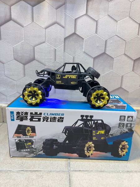 VÉHICULE 4X4 télécommandé