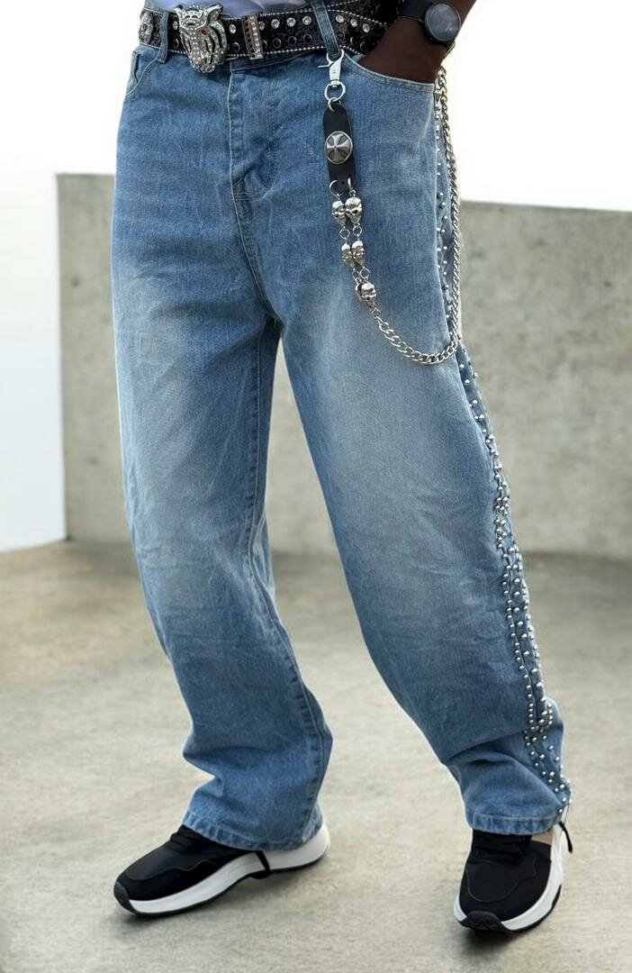 Jean oversized avec chaînes