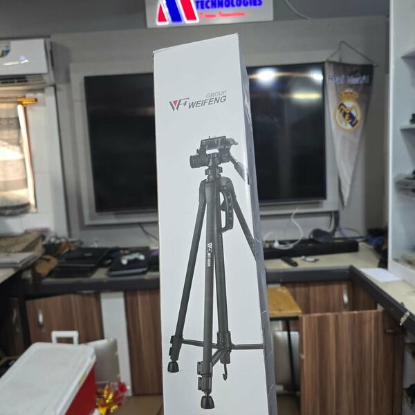 Tripod Stand 