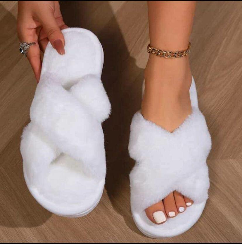 Chaussons douillets en peluche