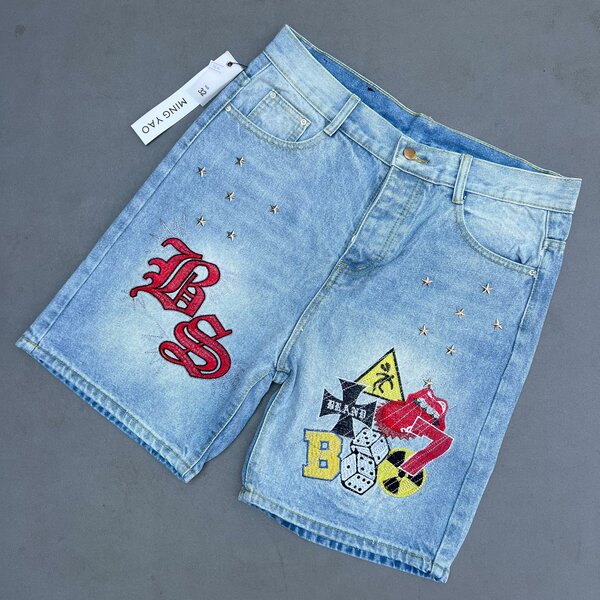 Shorts en jeans avec strass