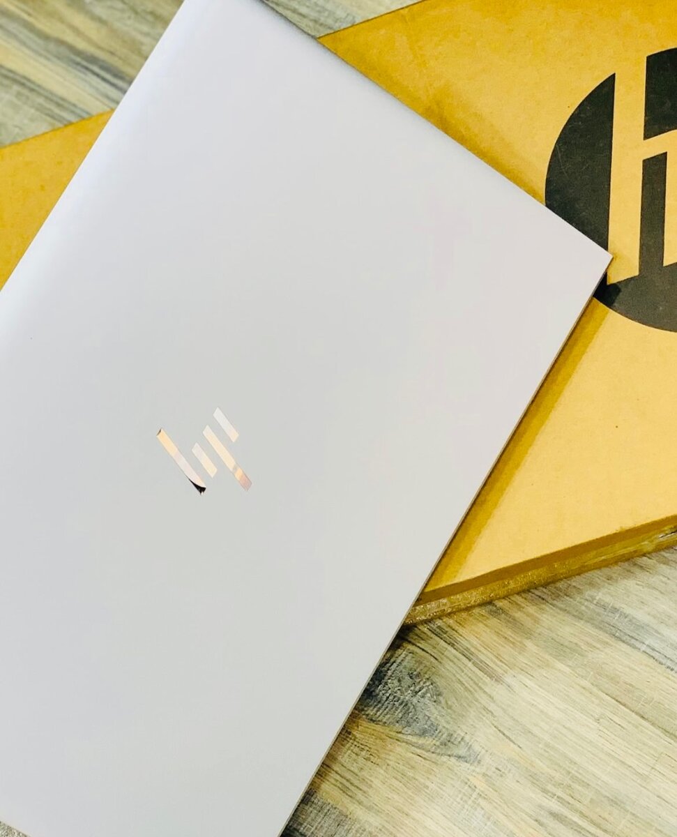 LATEST HP ENVY  13INCH LAPTOP