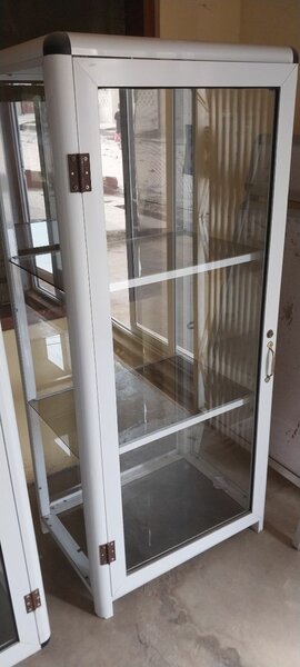 5Ft Glass Showcase for pastries or bread