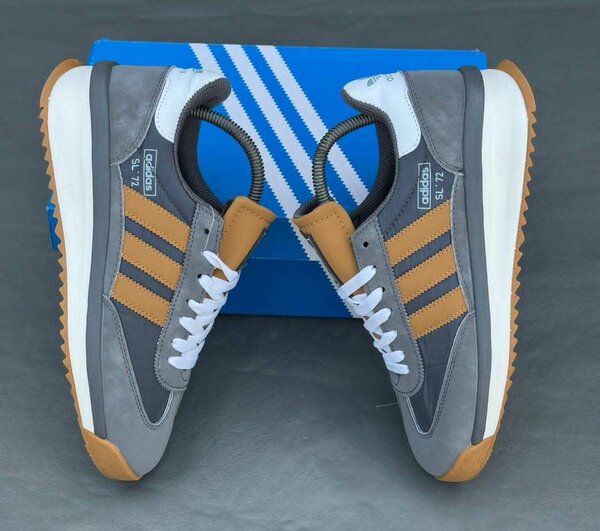 Adidas sl 72