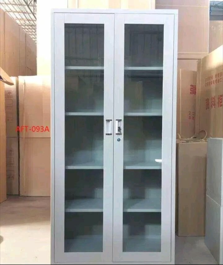 Armoire de rangement moderne