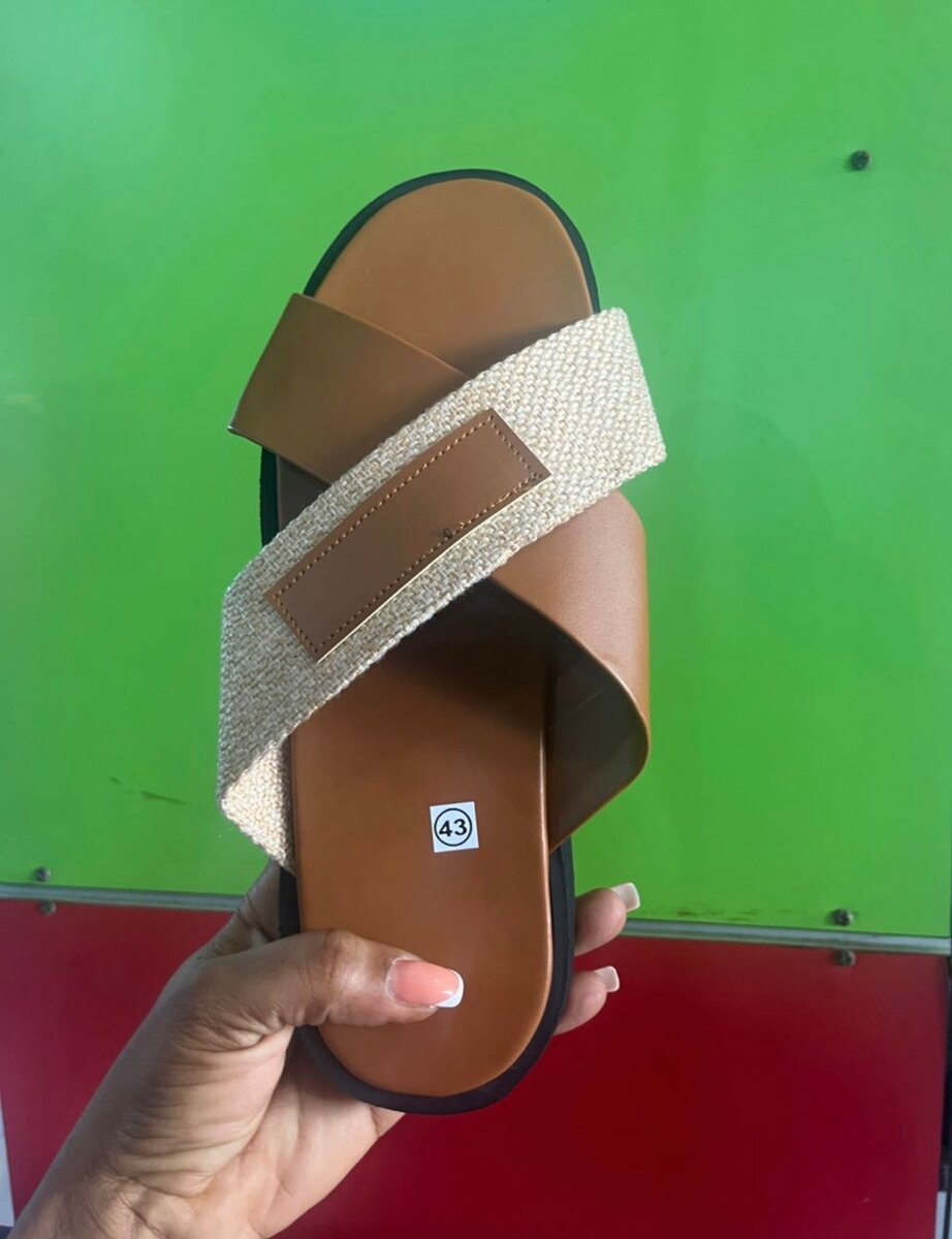 Sandales en cuir et toile