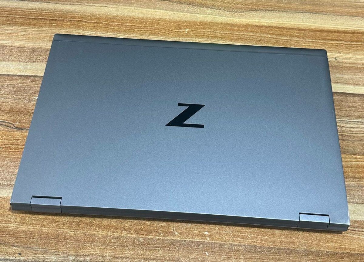 Hp Zbook fury G8