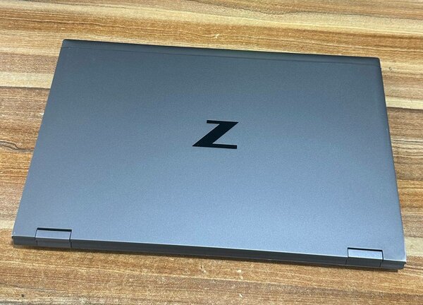 Hp Zbook fury G8