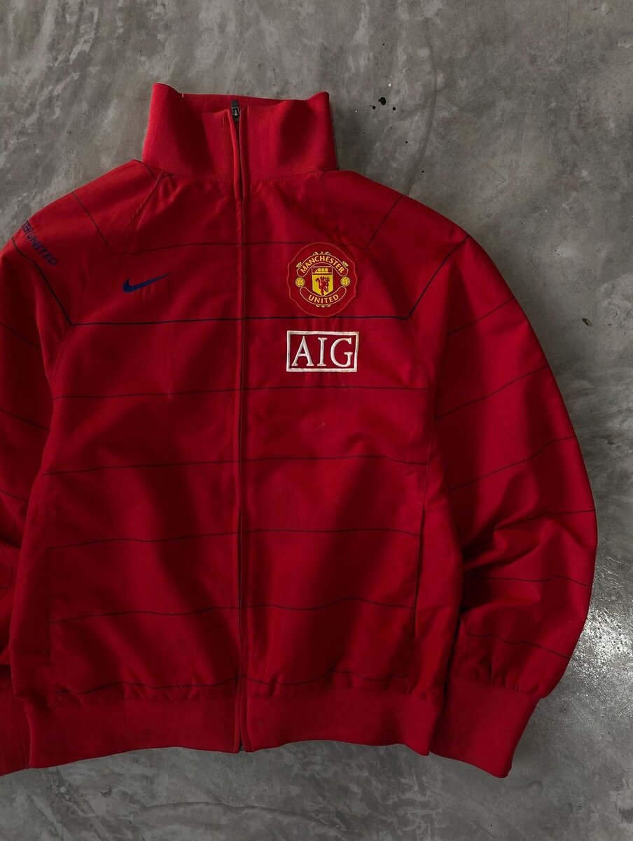 Maillot de football rouge