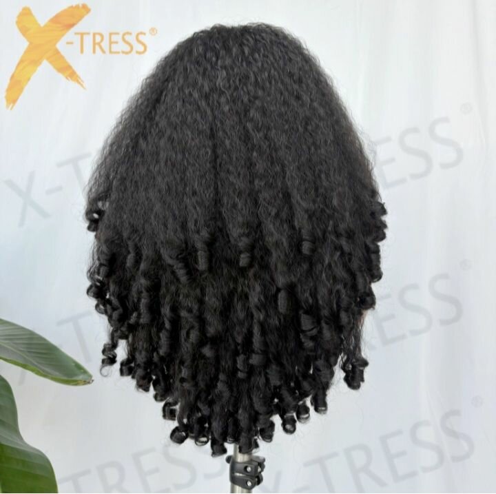 Perruque bouclée avec bandeau