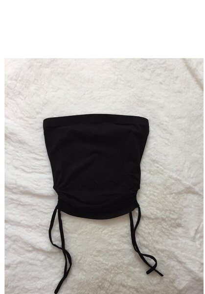 Salaula crop tops and tops