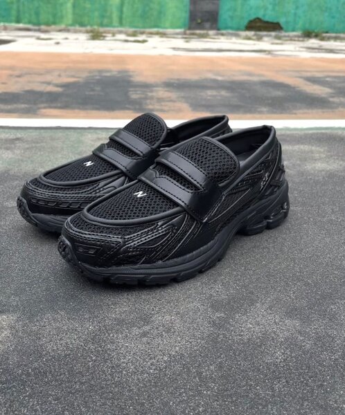 Chaussures de sport modernes