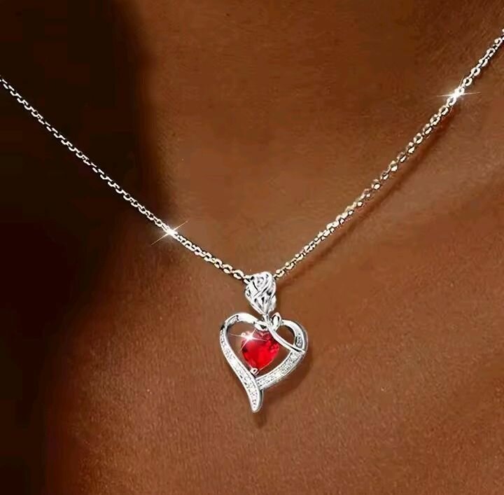 Collier cœur en argent élégant