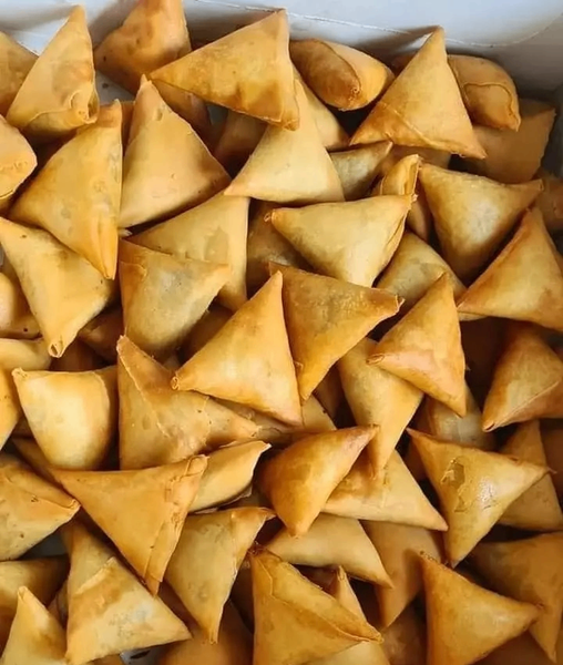 Mini Samosas et Rouleaux de Printemps