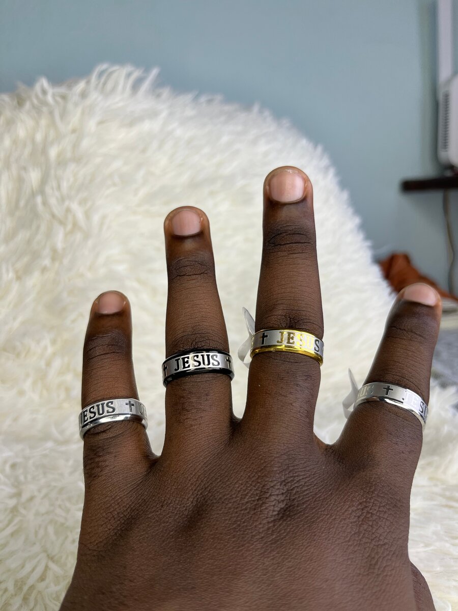 Bague "JESUS" acier inoxydable