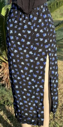 Fashionable very beautiful long skirt size:M