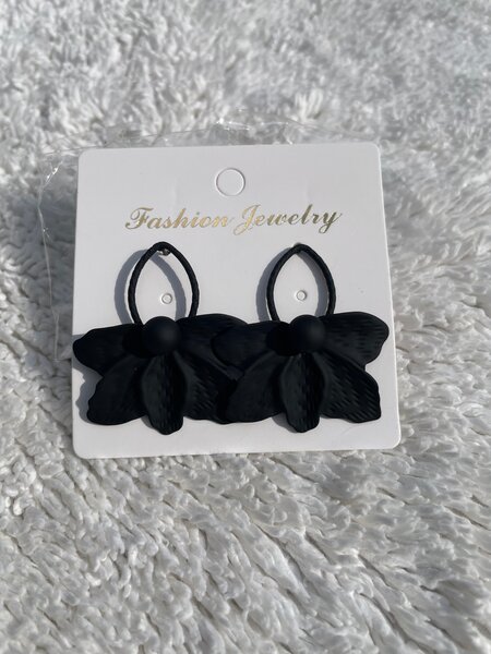 Boucles d'oreilles florales élégantes