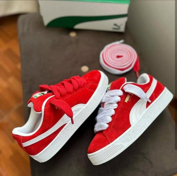 Baskets rouges classiques