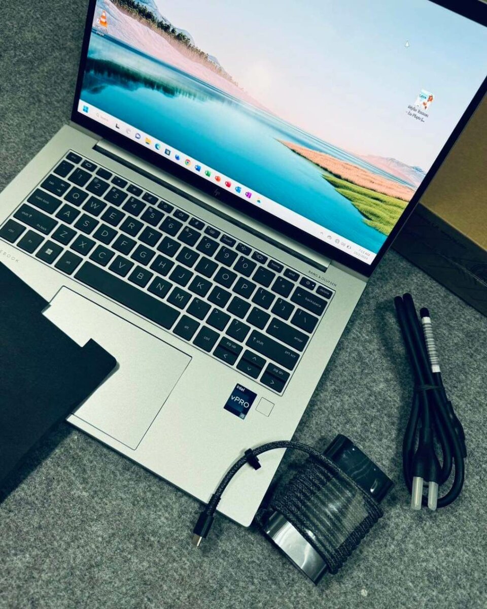 Brandnew HP Elitebook 840 G9  Core i5 12th