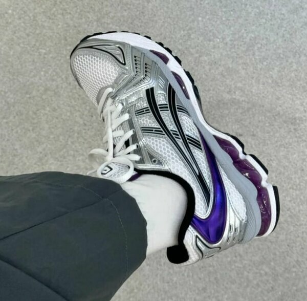 Asics blanc violet running homme 40-45