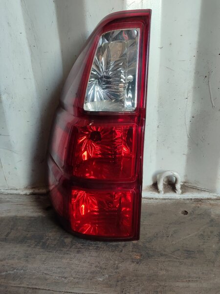 Фонарь задний