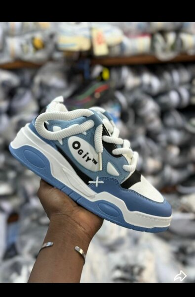 Baskets style sport OGIV