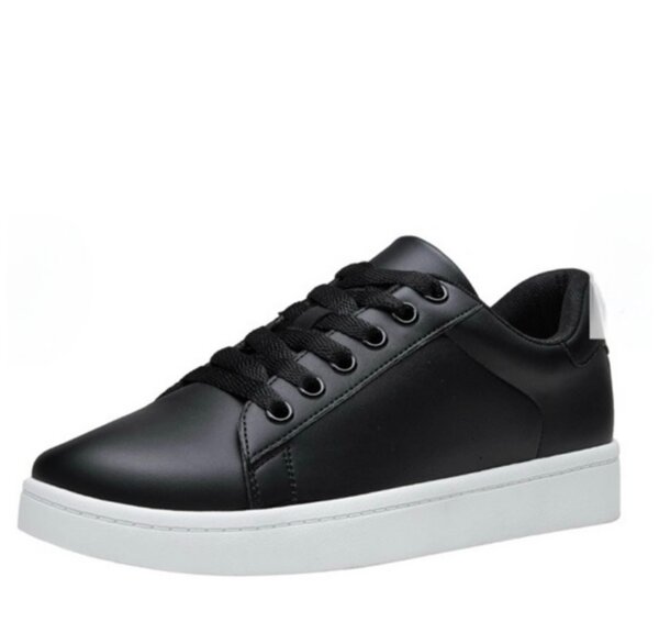 Baskets similicuir élégantes