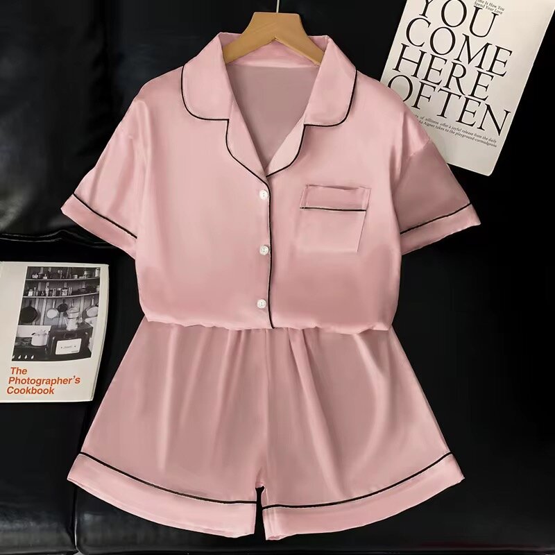 Pyjama en satin rose douceur