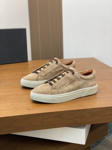 Sneakers beige