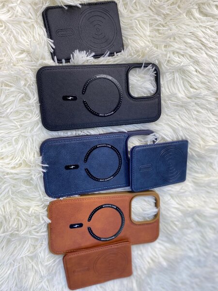 Leather with MagSafe Holder