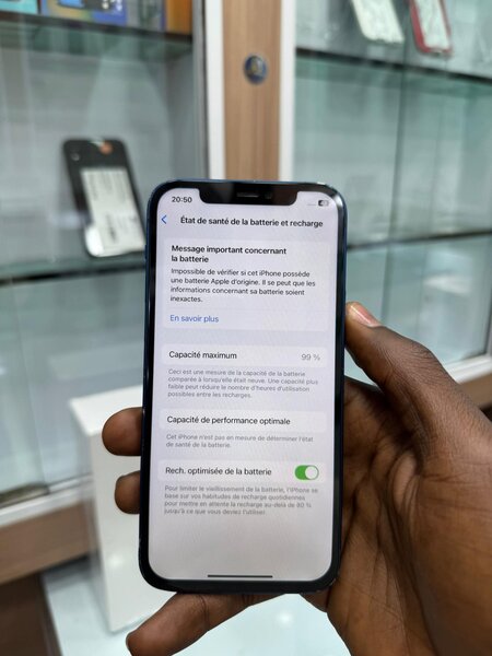 iPhone 12 64G ( sans id )