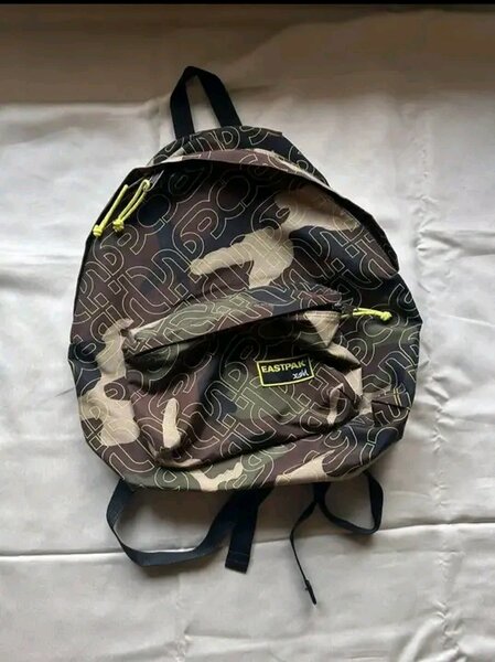 Chaussures de sport modernes