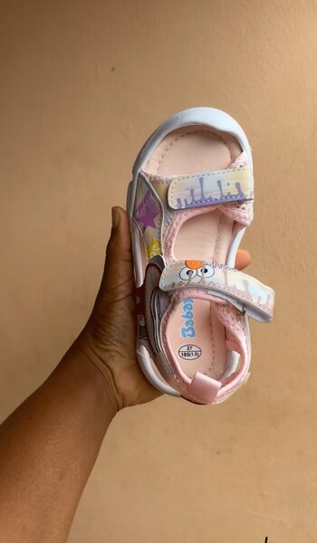 Sandales Enfant Rose Velcro